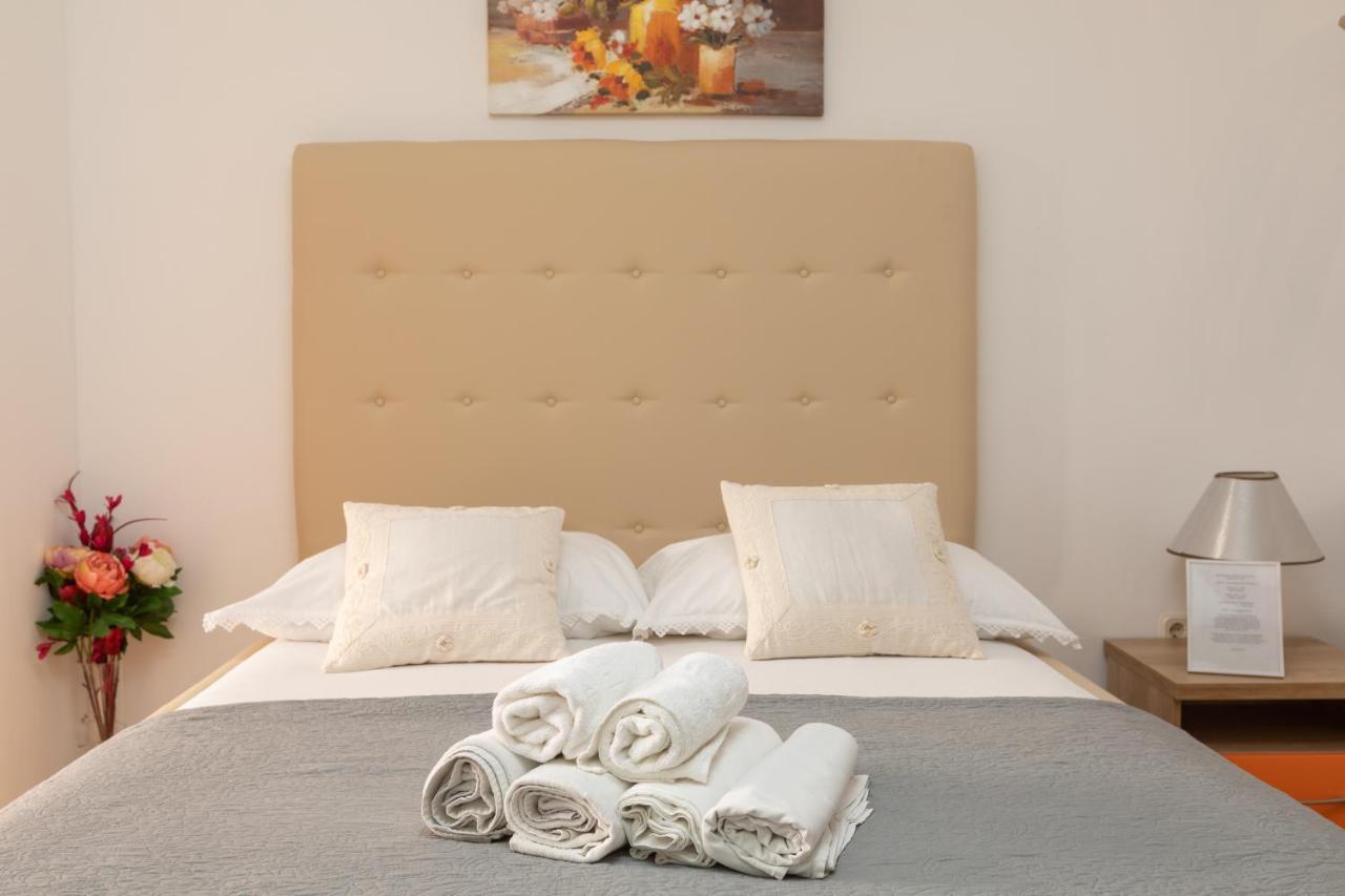 Apartments Petrovic Makarska Exterior photo